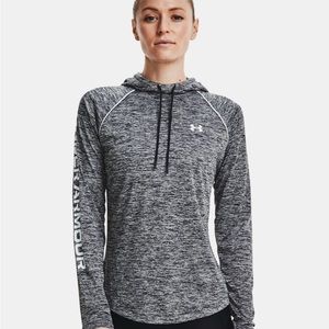 Under Armour Women’s Gray Long Sleeve Hooded Heatgear Sweatshirt